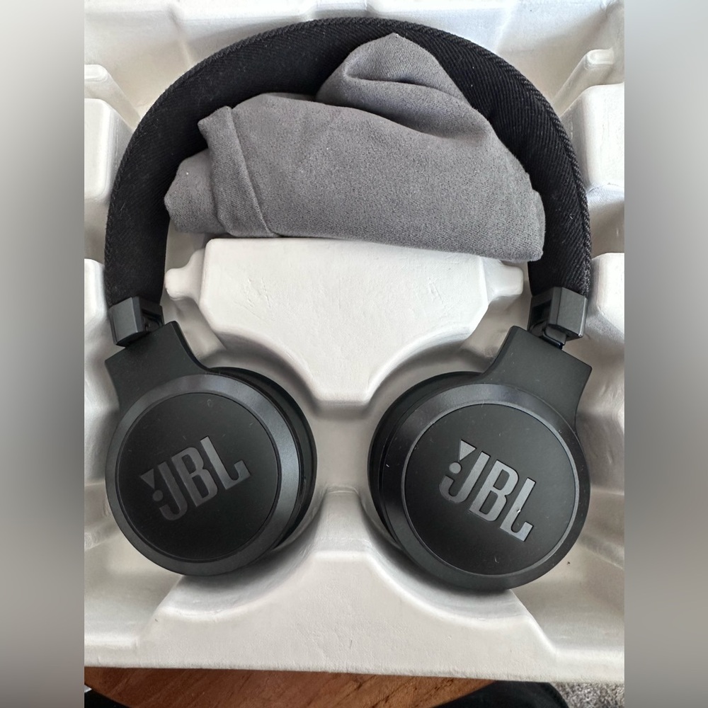 JBL Over-Ear Black Headphones